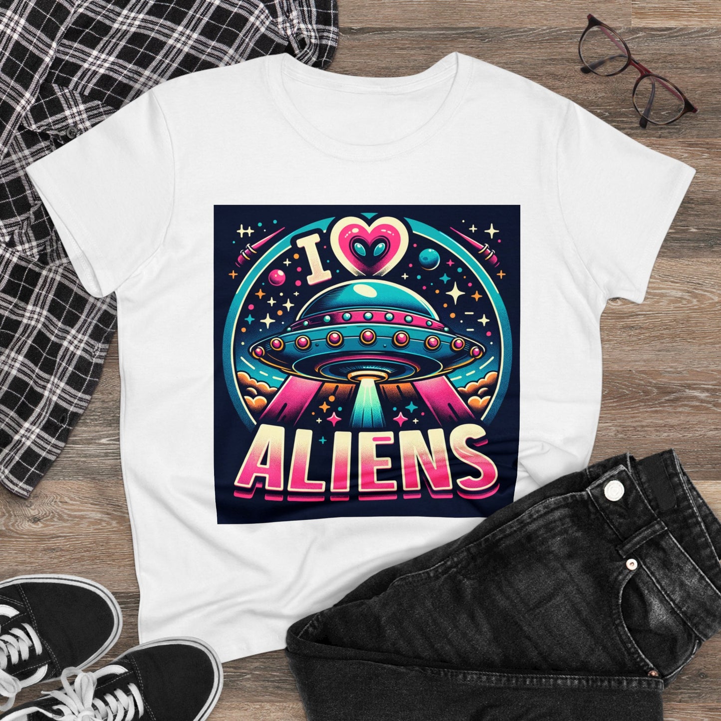 I Love Aliens Sci-Fi Gift Store Shirt